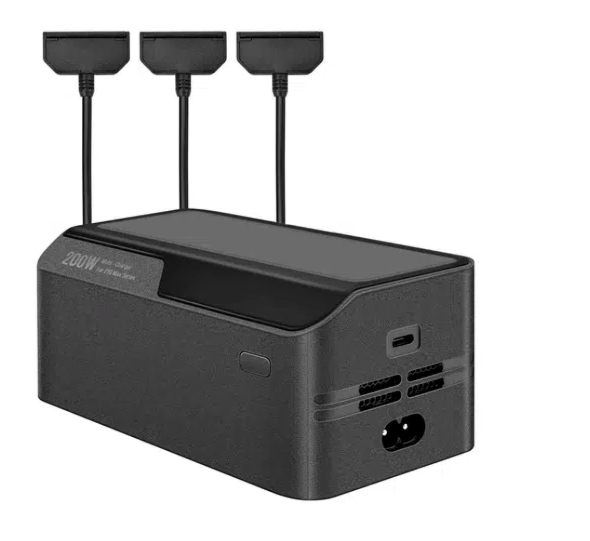 EVO MAX charging hub